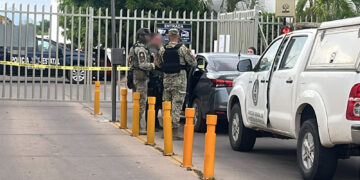 Atacan a balazos vivienda y automóvil en residencial al surponiente de Culiacán
