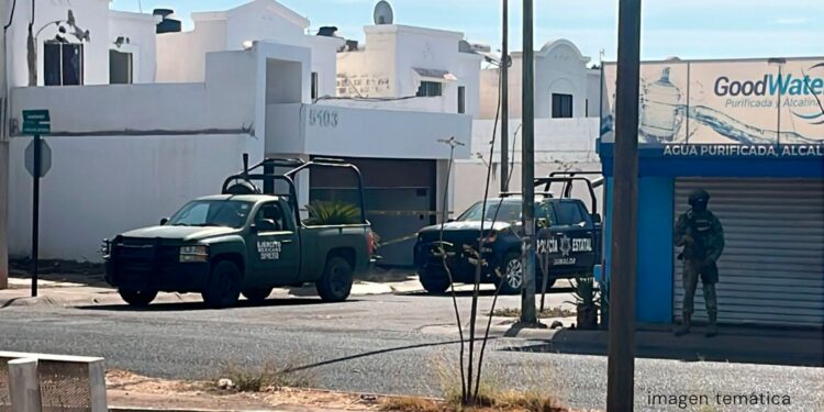 Balean a agente de la Fiscalía General del Estado en el fraccionamiento Villa Bonita