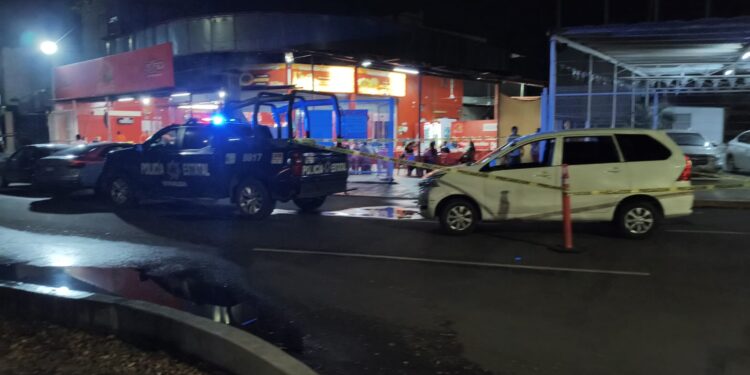 Un presunto gatillero abatido, cuatro detenidos y arsenal asegurado tras operativo en el Infonavit Humaya, Culiacán