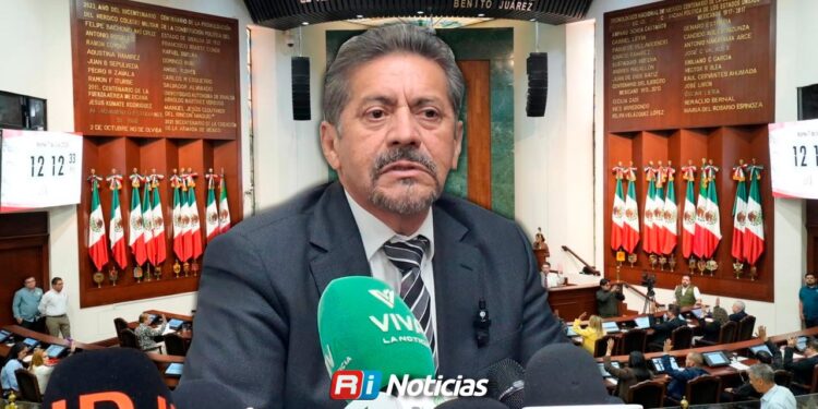 Jucopo advierte posibles descuentos a diputados que abandonen las sesiones