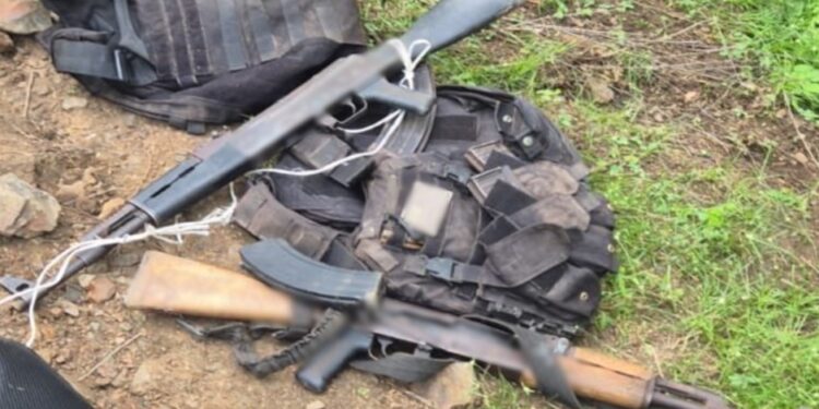 Ejército asegura arsenal, chalecos y placas balísticas en Concordia