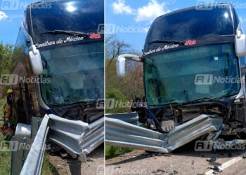 Autobús se impacta contra muro de contención en la Mazatlán-Culiacán; rescatan a dos prensados