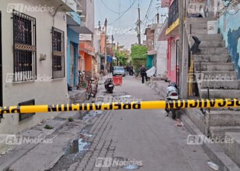 Mujer de 60 años es asesinada a tiros frente a una vivienda en la colonia Gabriel Leyva de Mazatlán