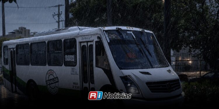 Lluvias representan uno de los principales retos para el transporte público