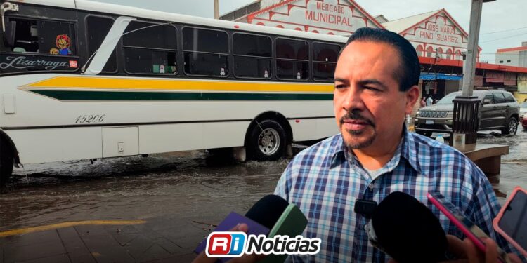 Lluvias no han afectado el servicio de camiones urbanos en Mazatlán