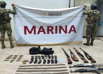 En tres acciones diferentes, Marina asegura arsenal y localiza a una persona privada de la libertad en Sinaloa