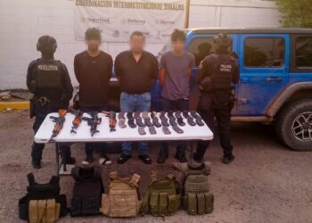 Detienen a 3 civiles armados; asegura armas largas y más de 600 cartuchos en Angostura
