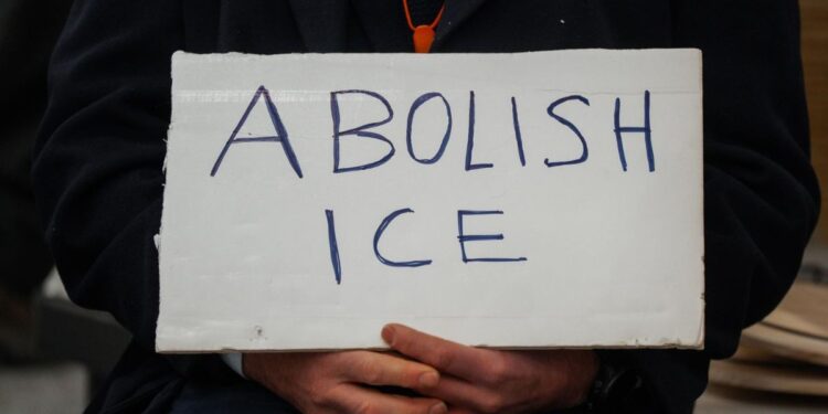México presenta 20 denuncias en EE.UU. por la muerte de 17 migrantes bajo custodia del ICE