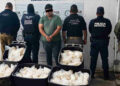 Interceptan cargamento de 200 kilos de metanfetamina oculto en camión de paquetería en Sonora