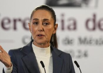 Sanciones a medios serían por no nombrar un defensor de audiencias, no por su contenido: Sheinbaum