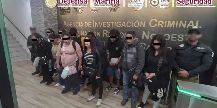 Aseguran 165 kilos de cocaína en aeropuerto de Tijuana; 11 pasajeros son detenidos