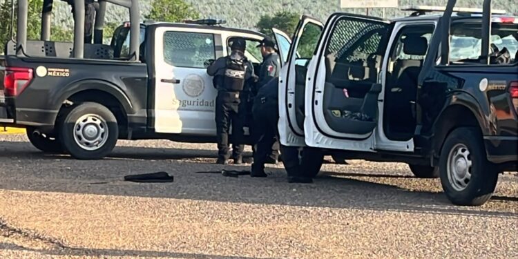 Persecución y balacera desatan fuerte operativo por tierra y aire al norte de Culiacán