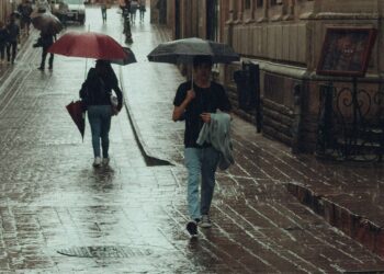 Persisten las lluvias; onda tropical 14 afectará a varios estados
