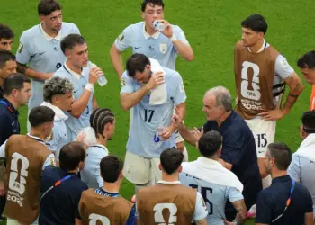 ¿Más agua, menos fluidez? Las pausas de hidratación alteran el ritmo de los partidos