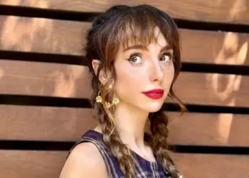 Tunden a Natalia Téllez por el consejo que le dio a su hija de 4 años mientras jugaba a las princesas, esto le dijo