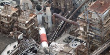Terremoto de 6,8 sacude Kumamoto al sur de Japón y deja atrapados en centro comercial