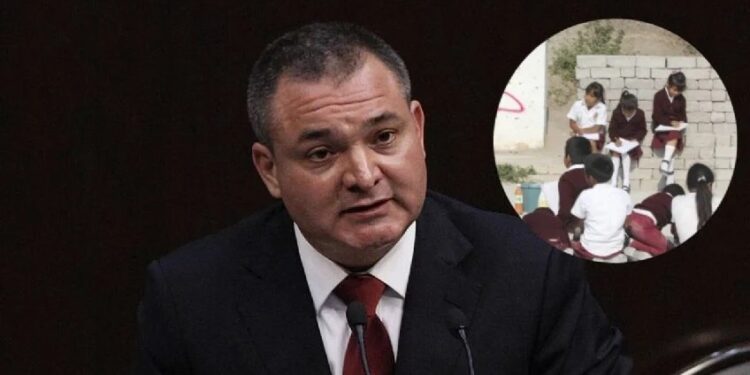 Dinero recuperado del caso García Luna será destinado a escuelas de Guerrero
