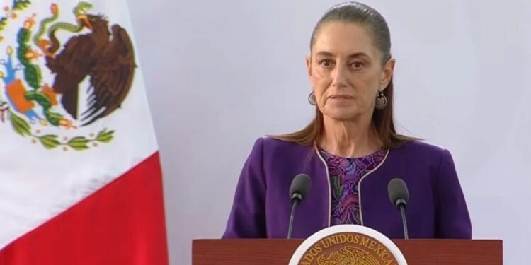 Menos celular y más juegos: Sheinbaum insiste en regular dispositivos en escuelas