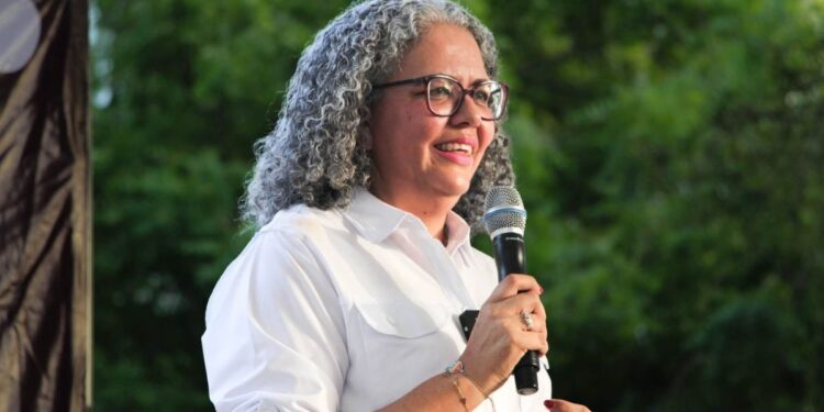 Graciela Domínguez tiene experiencia para encabezar Sinaloa: Holincer Castro