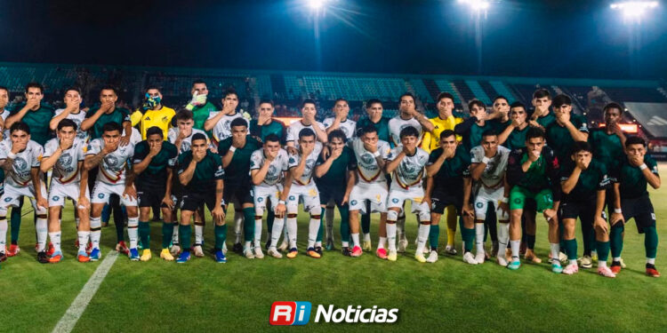 “Queremos ganarnos el ascenso”: futbolistas de Expansión exigen posibilidad de regresar a Primera División