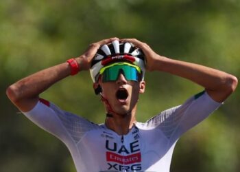 Isaac del Toro hace historia y gana el prólogo del Tour de Alemania 2026