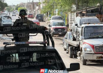 Aseguran tres camionetas durante cateo en la Ramón F. Iturbe, en Mazatlán