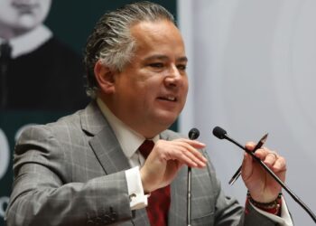 Santiago Nieto toma fuerza rumbo a 2027: Morena lo coloca al frente de Querétaro