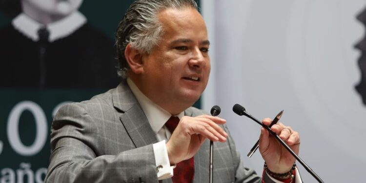Santiago Nieto toma fuerza rumbo a 2027: Morena lo coloca al frente de Querétaro