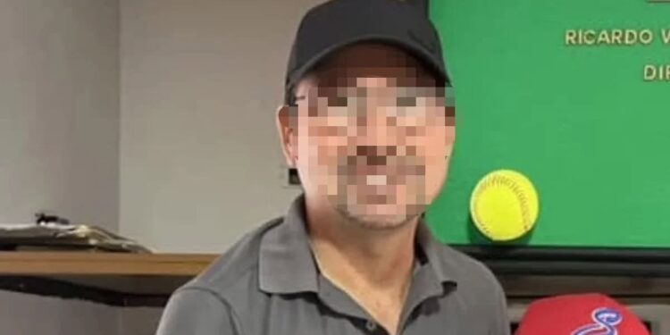 Detienen en EU a exfuncionario de Rocha Moya con 111 mil pastillas de fentanilo