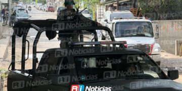 Aseguran tres camionetas durante cateo en la Ramón F. Iturbe, en Mazatlán