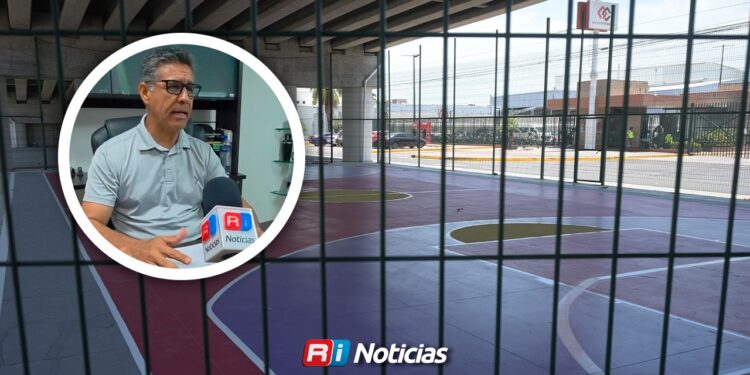 IMDEM lanza la pelota a Obras Públicas de Mazatlán por canchas de alto riesgo bajo el puente Pérez Escobosa