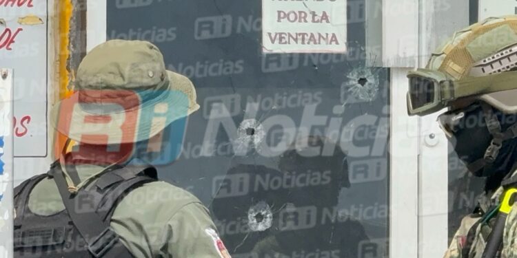 Balean expendio de cerveza sobre la avenida Del Mar en Mazatlán
