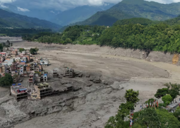 VIDEO de tragedia en el Himalaya: más de 160 muertos y cientos desaparecidos en fuerte riada entre Nepal y Tíbet