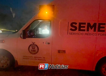 Abandonan cuerpo envuelto en plástico sobre la carretera Culiacán-Eldorado
