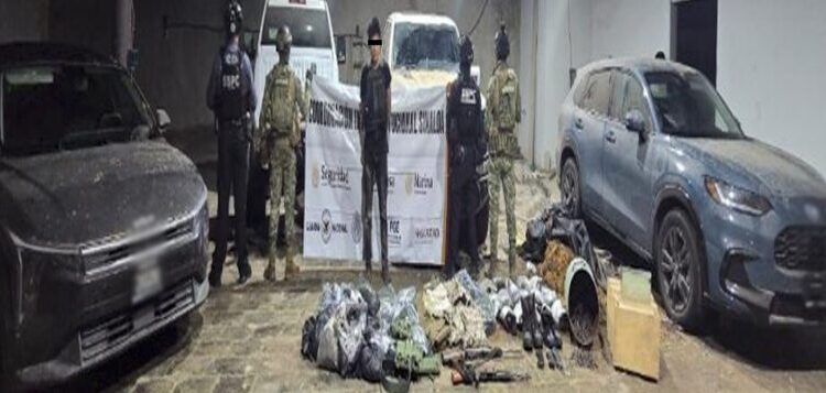 Detienen a una persona y aseguran vehículos robados, armas y droga en Rosario