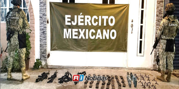 Operativo conjunto deja 12 detenidos y un fuerte aseguramiento de armas en Sinaloa