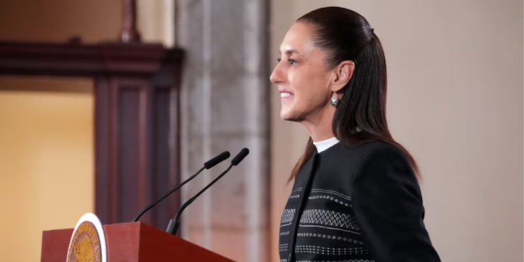 Sheinbaum plantea reforzar el presupuesto de la CONADE tras éxito mexicano en Santo Domingo 2026