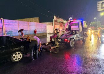 Lluvias dejan viviendas inundadas y vehículos atrapados en Culiacán