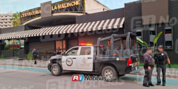 Autoridades federales despliegan operativo en bar de la Zona Dorada de Mazatlán