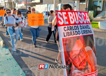 Familia y amigos marchan en Mazatlán para exigir la localización de Daniel Librado