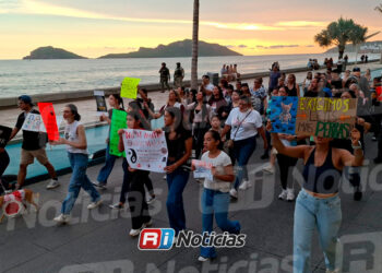 Protestan en Mazatlán contra presunto caso de maltrato y abuso animal
