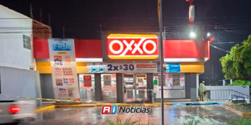 Ejecutan a un hombre frente a tienda Oxxo en la colonia Emiliano Zapata