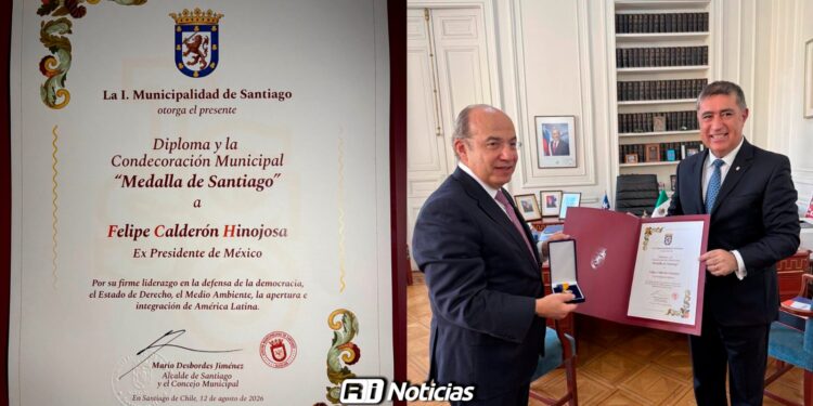 Premian a Felipe Calderón en Chile pese a las polémicas que dejó su gobierno