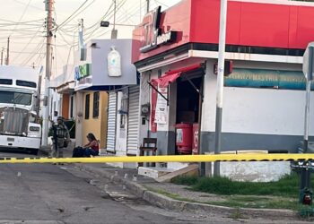Privan de la vida a dos hombres dentro de un expendio en Barrancos, Culiacán