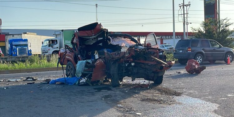 Tres muertos y dos heridos deja choque en La Costerita, al sur de Culiacán