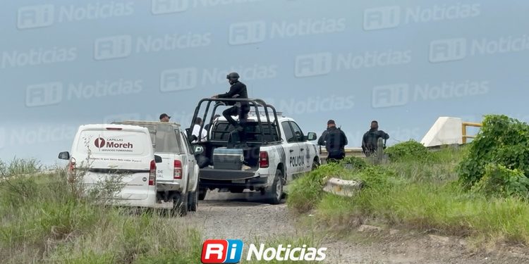 Atado de manos y con huellas de violencia, localizan a un hombre sin vida en el puente de El Recreo, al norte de Mazatlán