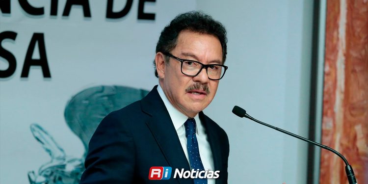 Ignacio Mier aclara que se sugirió licencia a Enrique Inzunza antes de su salida de la bancada de Morena