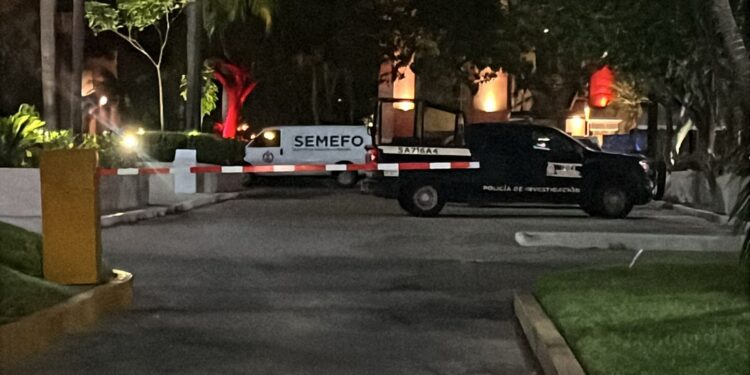 Hombre muere tras caer del séptimo piso de un hotel en Culiacán