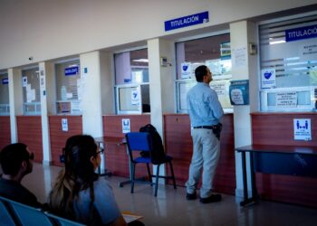 ¿Te vas a graduar? La UAS entrega títulos en menos de 20 días hábiles y ofrece diversas opciones de titulación, garantizando certeza jurídica