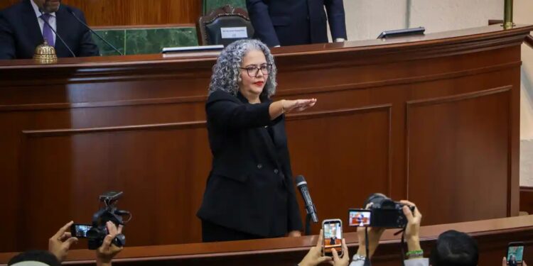 Graciela Domínguez asume el reto de contener la violencia y recuperar la seguridad en Sinaloa